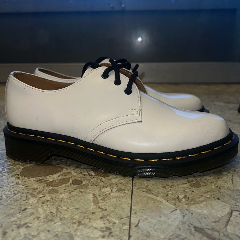 Patent leather Oxford’s Doc Marten - Picture 4 of 6